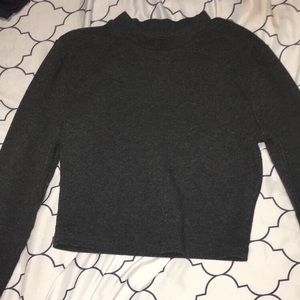 long sleeve grey top